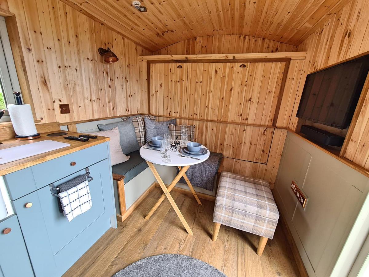 Peak District Shepherds Hut * Hope