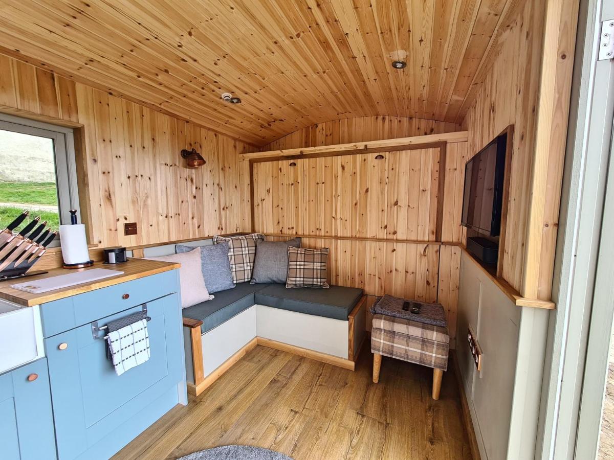 Peak District Shepherds Hut Lodge