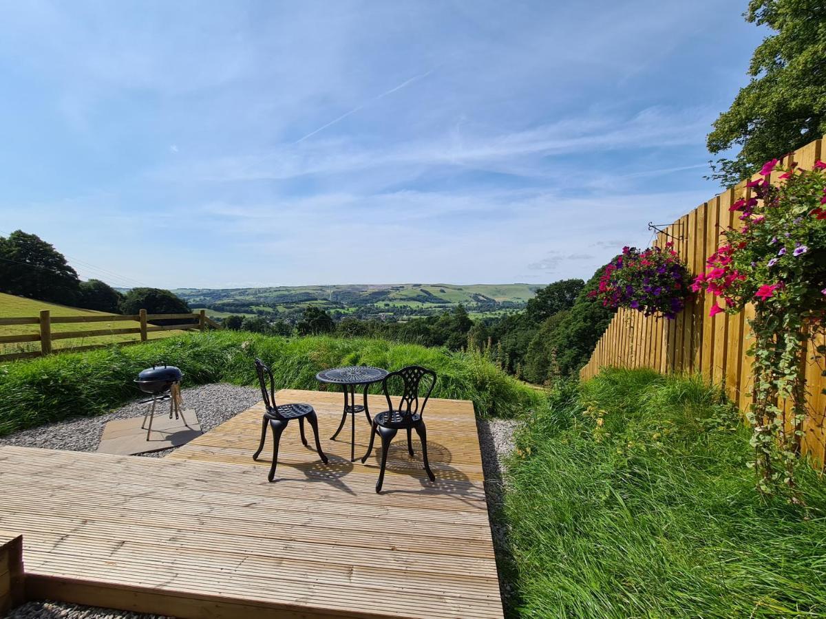 Peak District Shepherds Hut Lodge